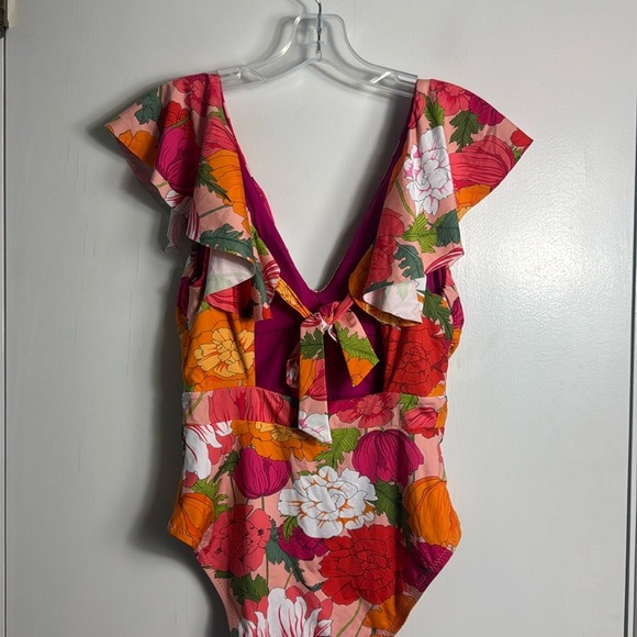 NWOT Trina Turk Standard Sunny Bloom Off Shoulder Ruffled One Piece Swimsuit - Picture 5 of 11